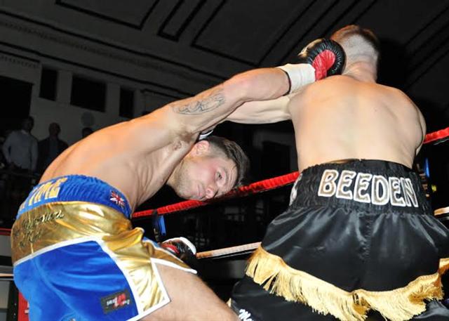Rumble v Beeden a Phil Sharkey photo